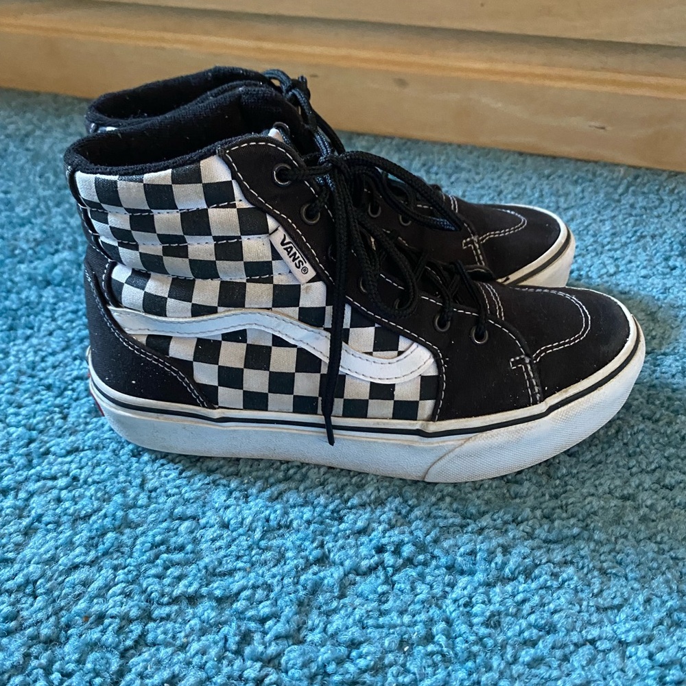 VANS SK8-HI Logo Black and WhiteCheckerboard Skate Sneakers Junior 4, Womens 5.5
